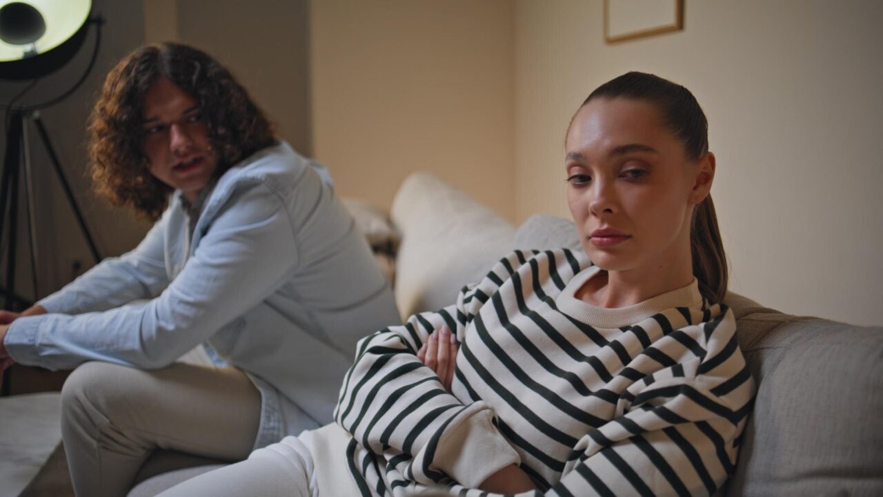 Relația după divorț: de ce o nouă iubire poate veni cu temeri neașteptate