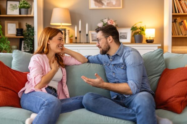 Cum aduci în discuție lipsa afecțiunii fără să îl învinovățești pe celălalt